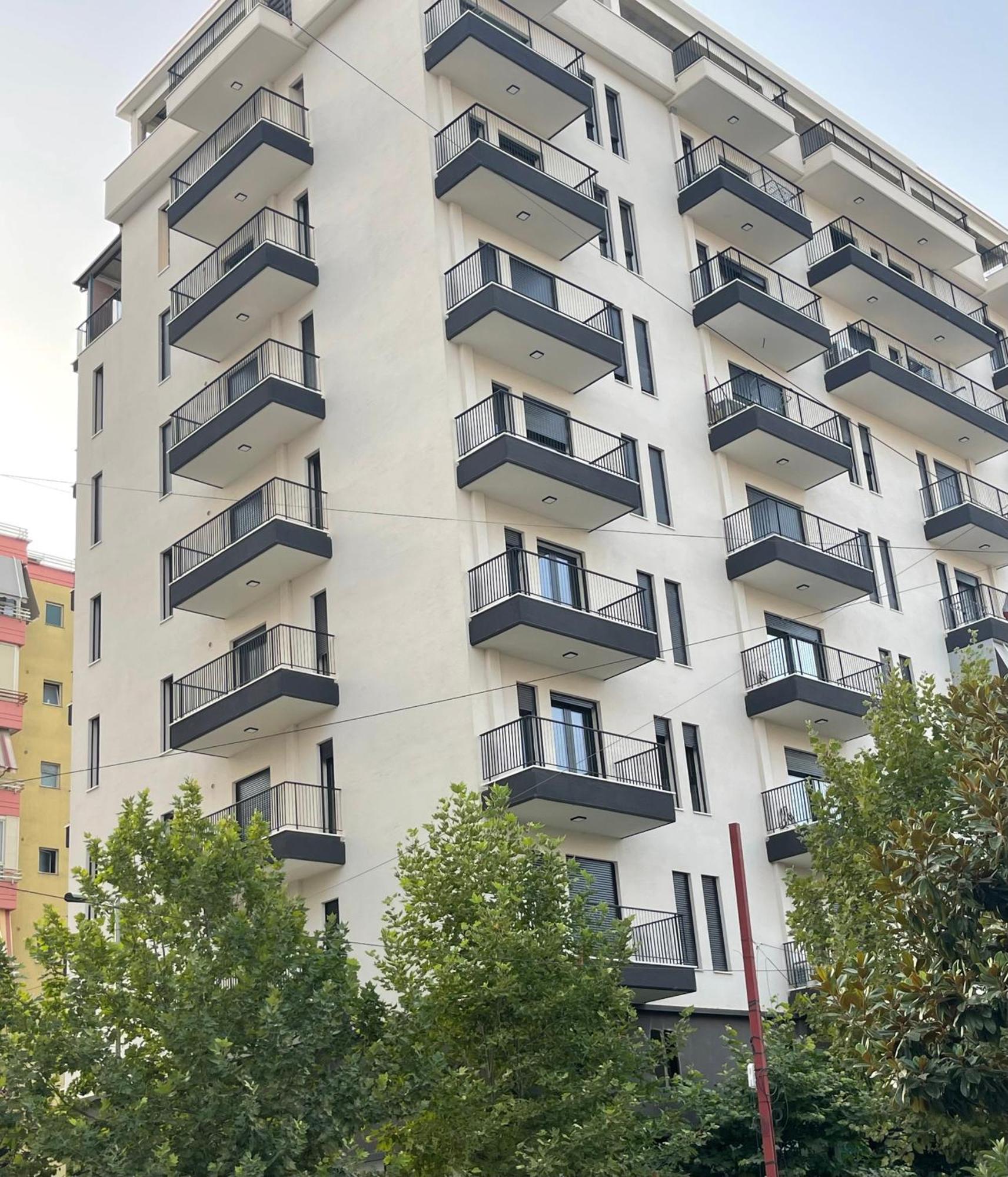 Modern Apartment In Central Vlorë Exterior foto